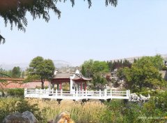 枣庄市卓山陵园墓地价格最便宜多少钱？