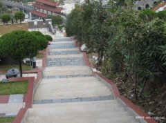 呼和浩特松鹤园既可使先灵安泰，更可福佑子孙